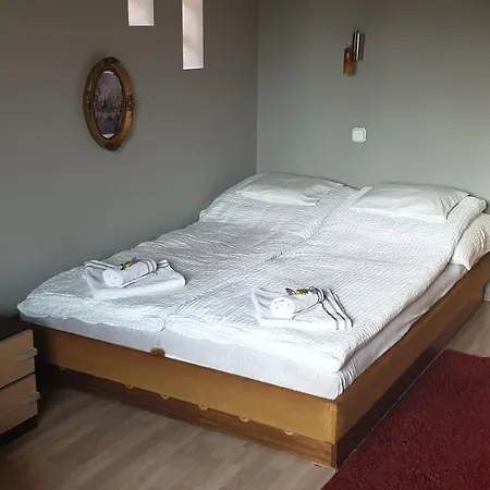Cuckoo Nest - Kakukfeszek Villa *